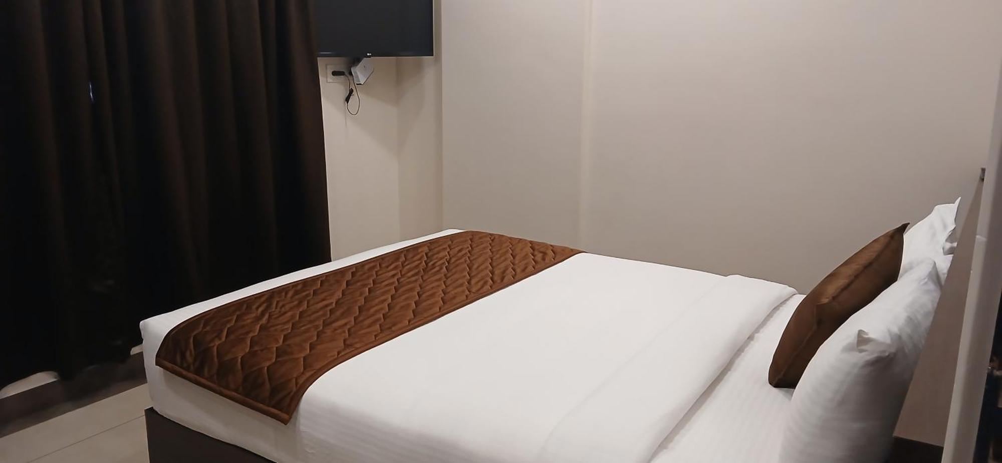 Hotel Pankaj Residency Guruvāyūr 外观 照片