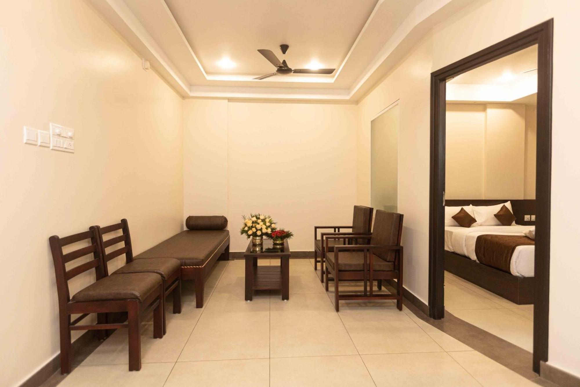 Hotel Pankaj Residency Guruvāyūr 外观 照片